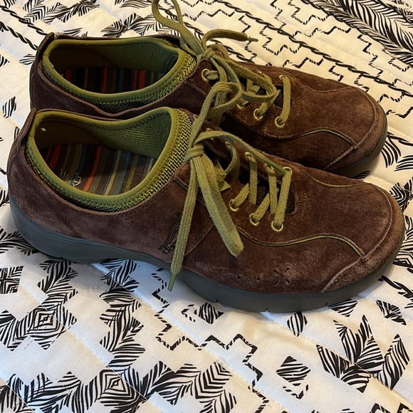 Dansko Lace Up Slio Resistant Shoes Size 41 - Picture 3 of 12